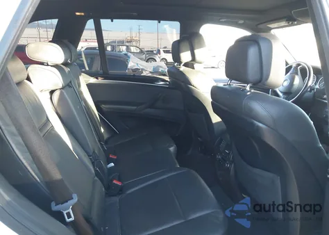 2011 BMW X5 xDrive35D z USA, uszkodzony, nr VIN 5UXZW0C56BL656748